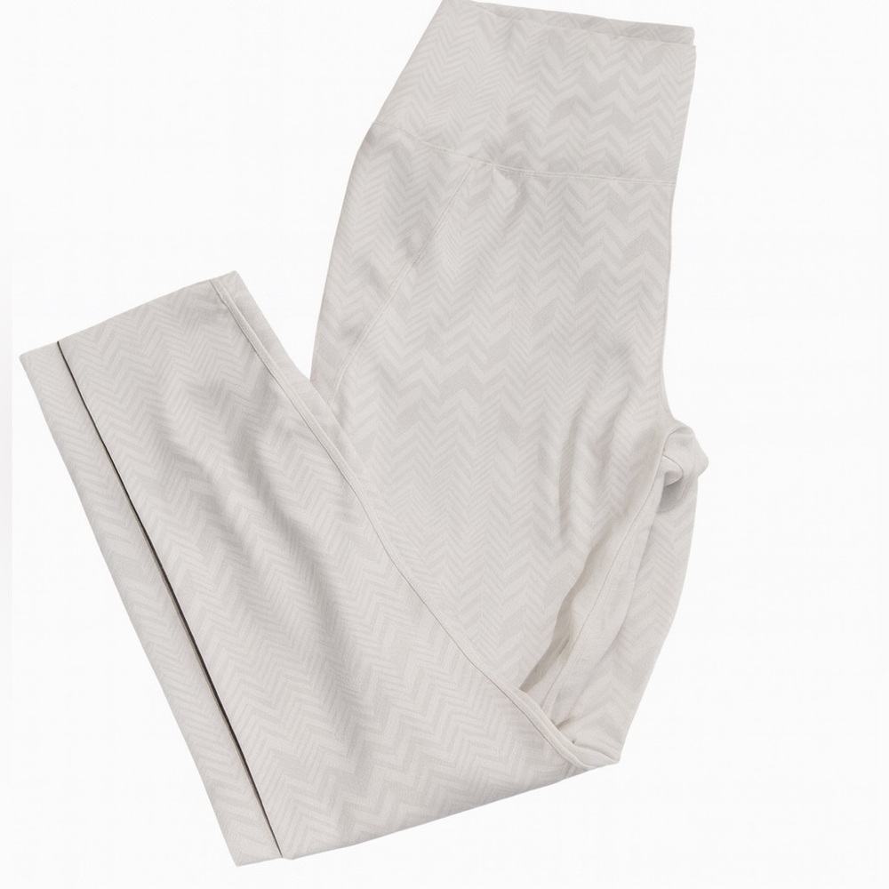 Mono B High-Waist Leggings – 1X and XL – Squat Proof with Pockets
